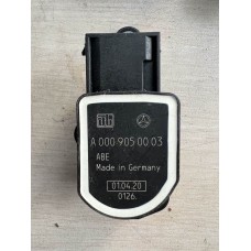 BAŞKAN TİC.MERCEDES A0009050003 SL W231 YÜKSEKLİK SENSÖRÜ 0009050003